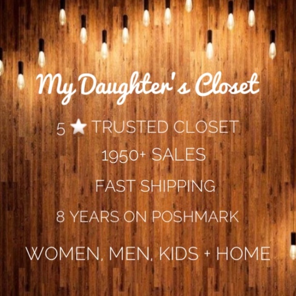 🩷 CLOSET INFO. HERE🩷 We have 1100+ Active Listings! - Picture 7 of 9